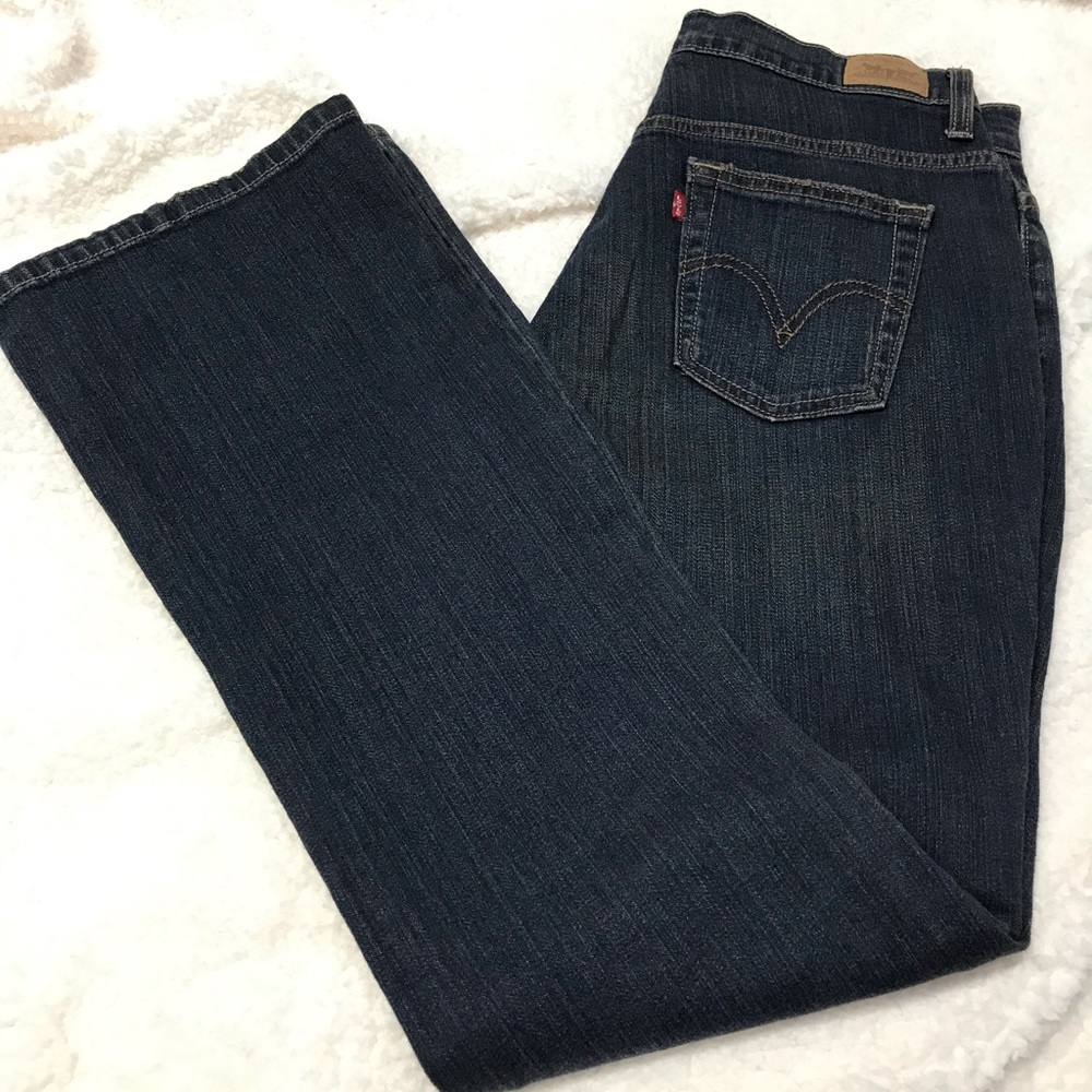 Levi’s boot cut 515 jeans size 6 short dark blue